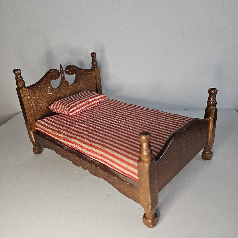 Vintage Country DollHouse wooden  Miniature Bed Furniture Collectable Mattress